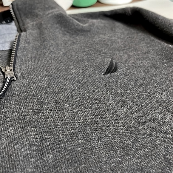 EUC Men’s Nautica Pullover Sweater 1/4 Zip Up Size Large - Picture 7 of 10